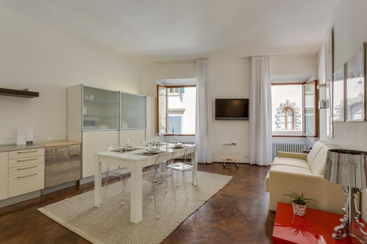 Апартаменти Palazzo Tempi Сан-Кашіано-ін-Валь-ді-Пеза Екстер'єр фото